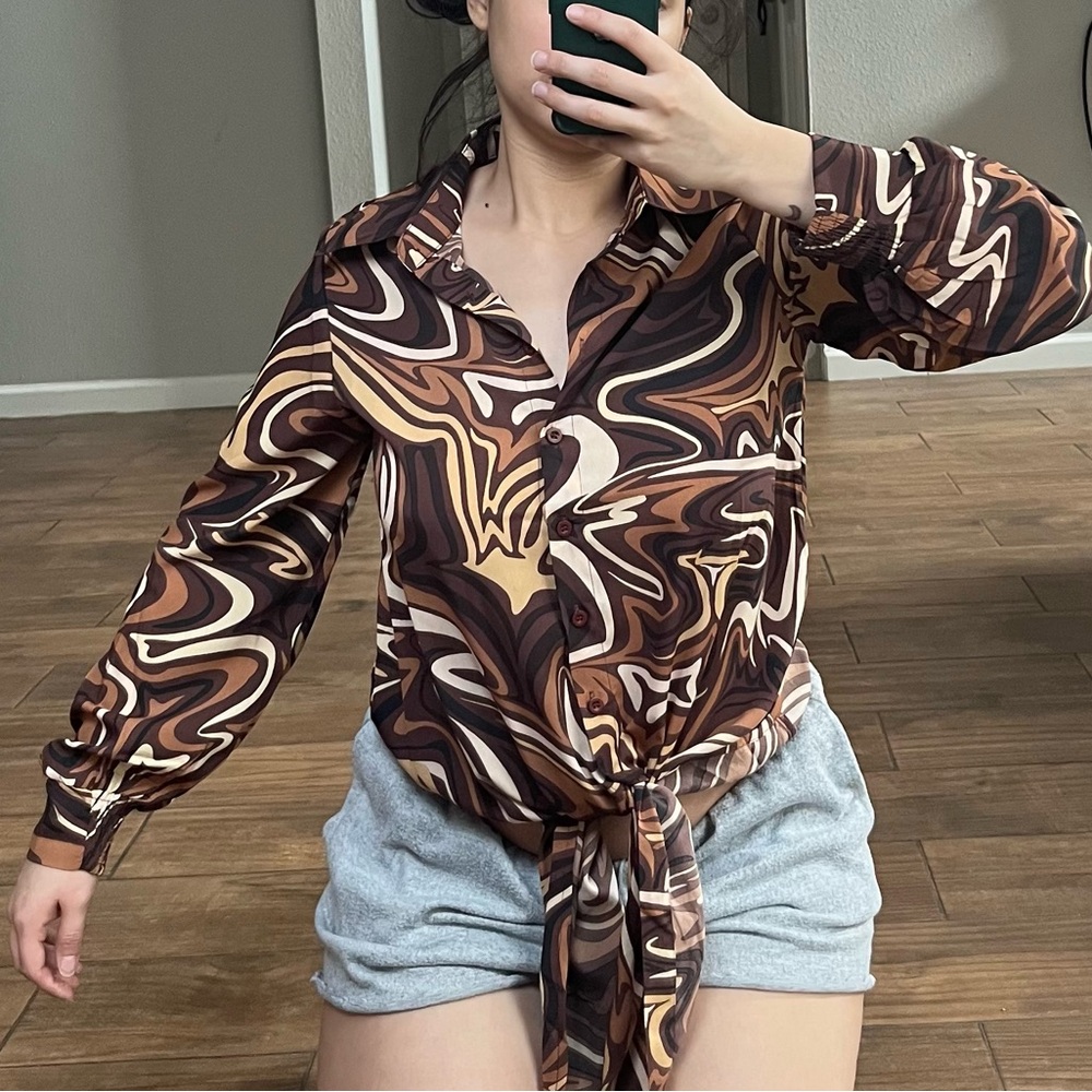 Princess Polly Brown and Cream Graphic Tie Front Blouse